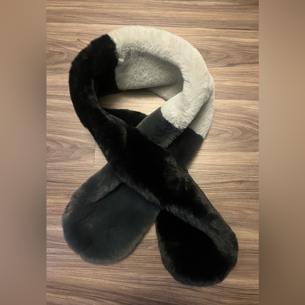 Anthropologie Scarf New Faux Fur Thick and Cozy